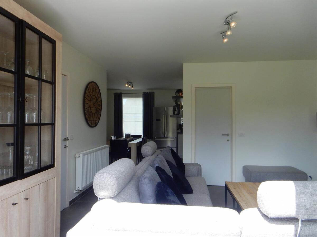 Mooie nieuwbouwwoning met 4 slaapkamers en garage 