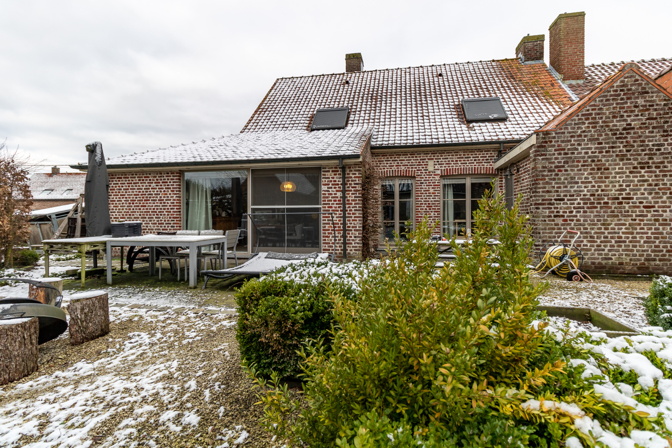 Charmante woning op 2329m² te Kortemark 