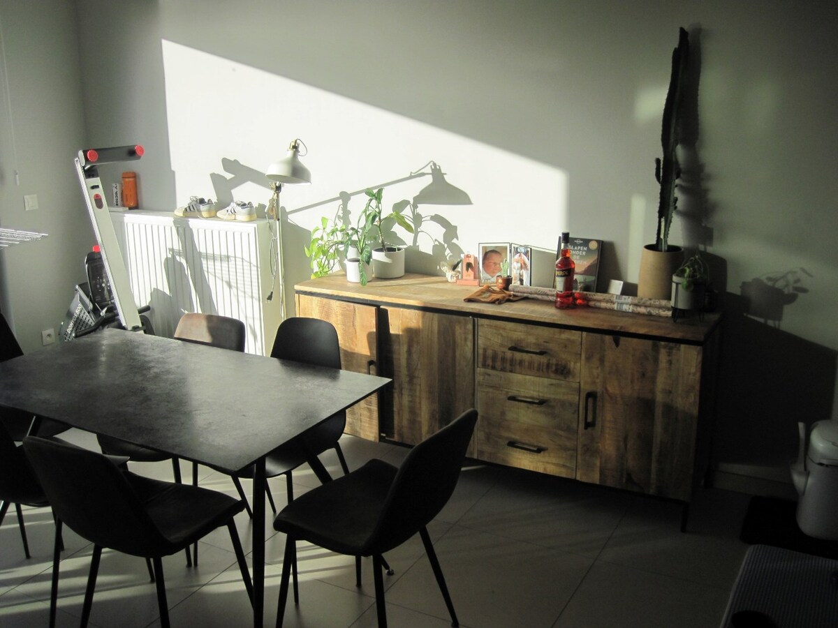 Exclusief design-appartement in hippe buurt ! 