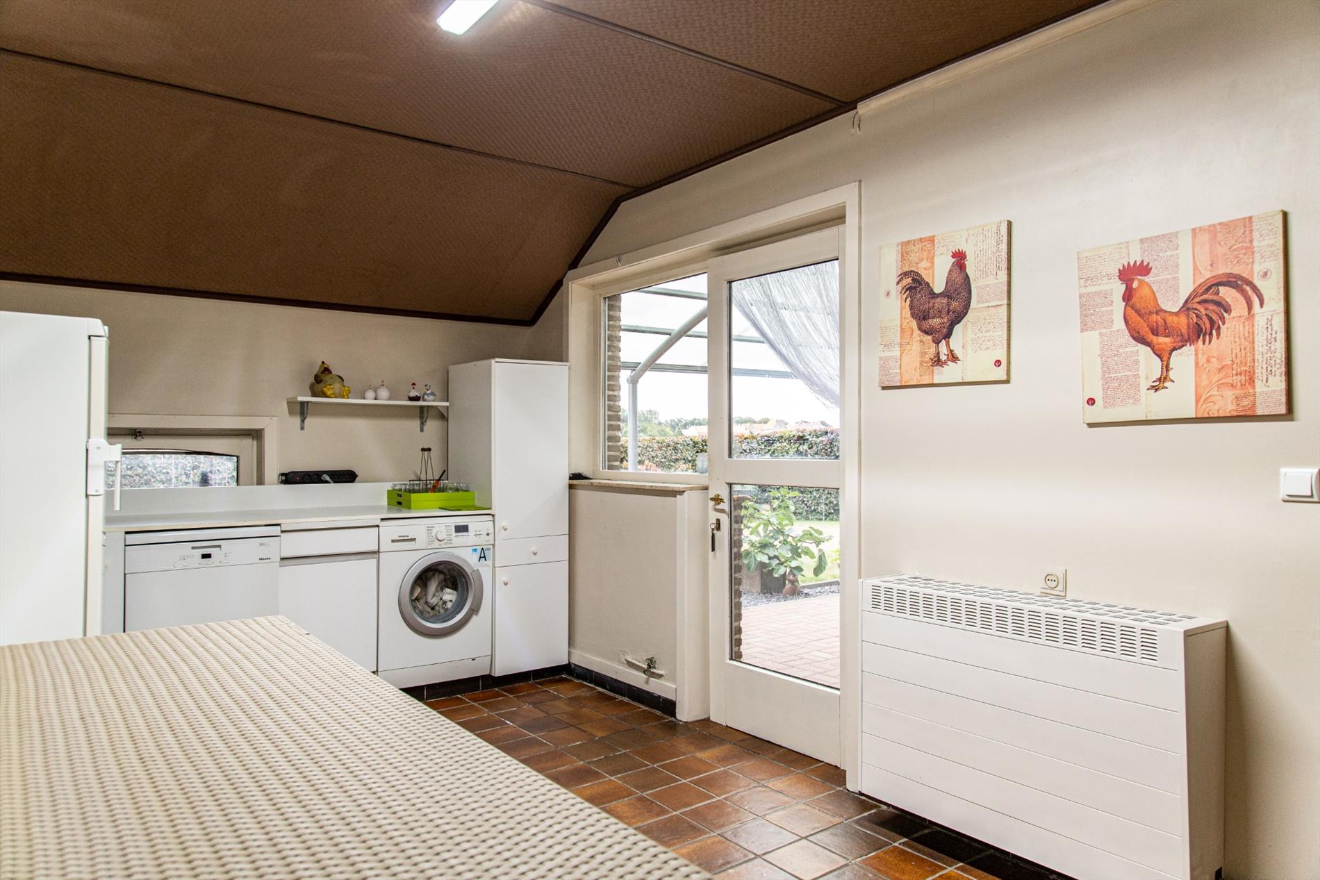 Rustieke woning met paardenstalling op 959m² landelijk gelegen doch nabij centrum Maldegem 