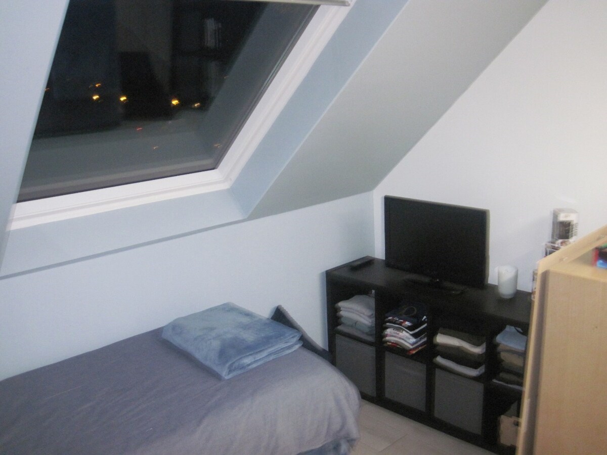 LUXUEUS 3-SLPK-APPARTEMENT  (zonder vaste kosten!). 
