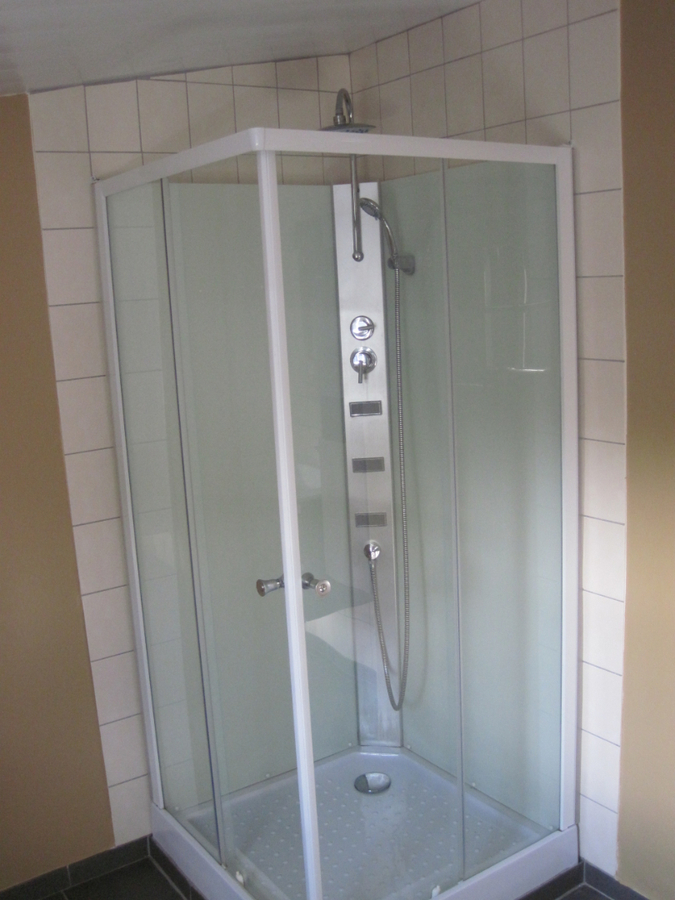 Praktische, goed onderhouden woning met tuin. 