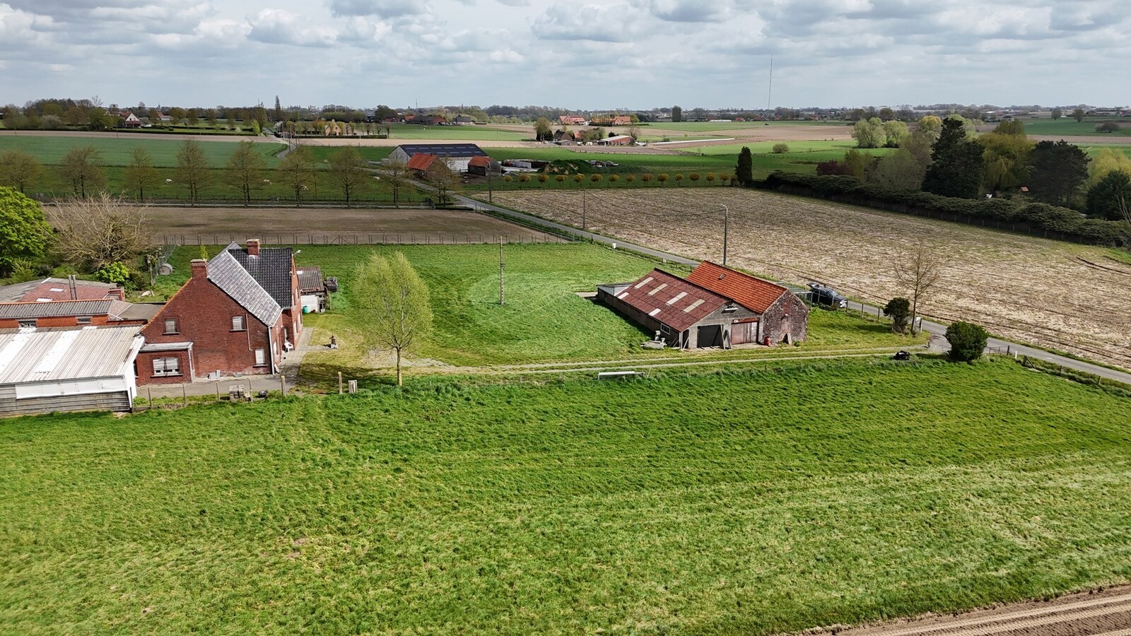 Alleenstaande woning met vergezichten te Zwevezele 