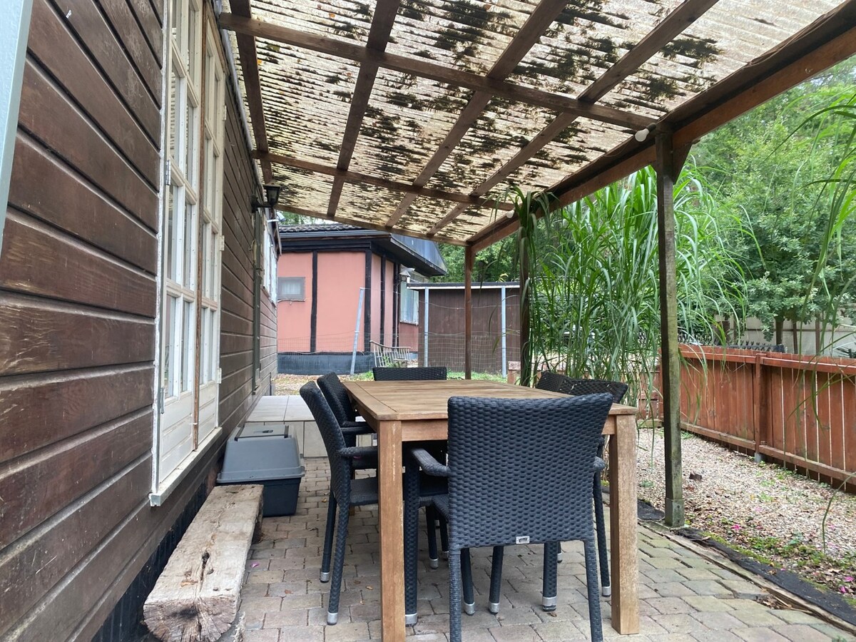 VERLAAGD in PRIJS ! Vrijstaande (vakantie)woning in het bos, Domein Sparrendal Lanklaar. 