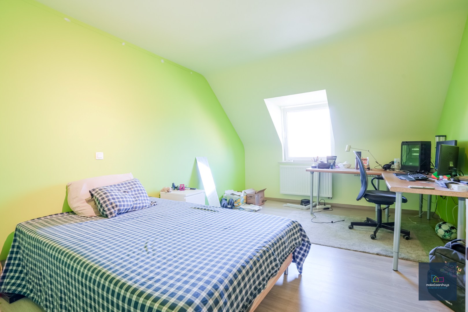 Rustig gelegen woning met 3slpk, garage en tuin 