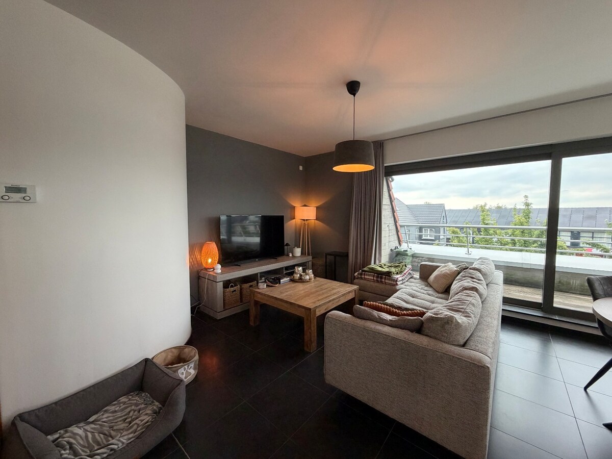 Luxueus dakappartement te Asper. 