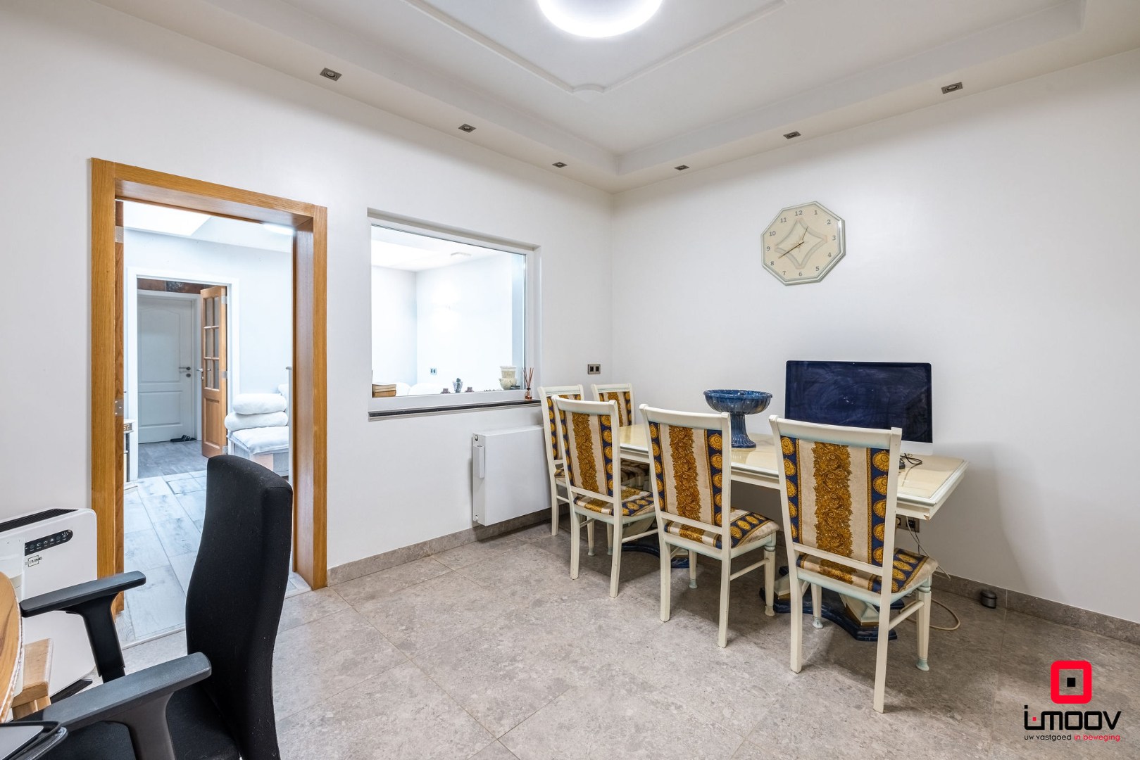 Hoogwaardig gerenoveerde stadswoning met 4 slaapkamers en zuidgericht dakterras 