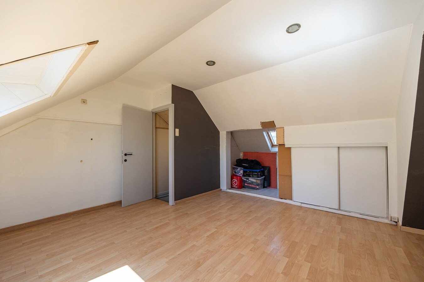 Woning met 3 slpk en gezellige tuin te Willebroek! 