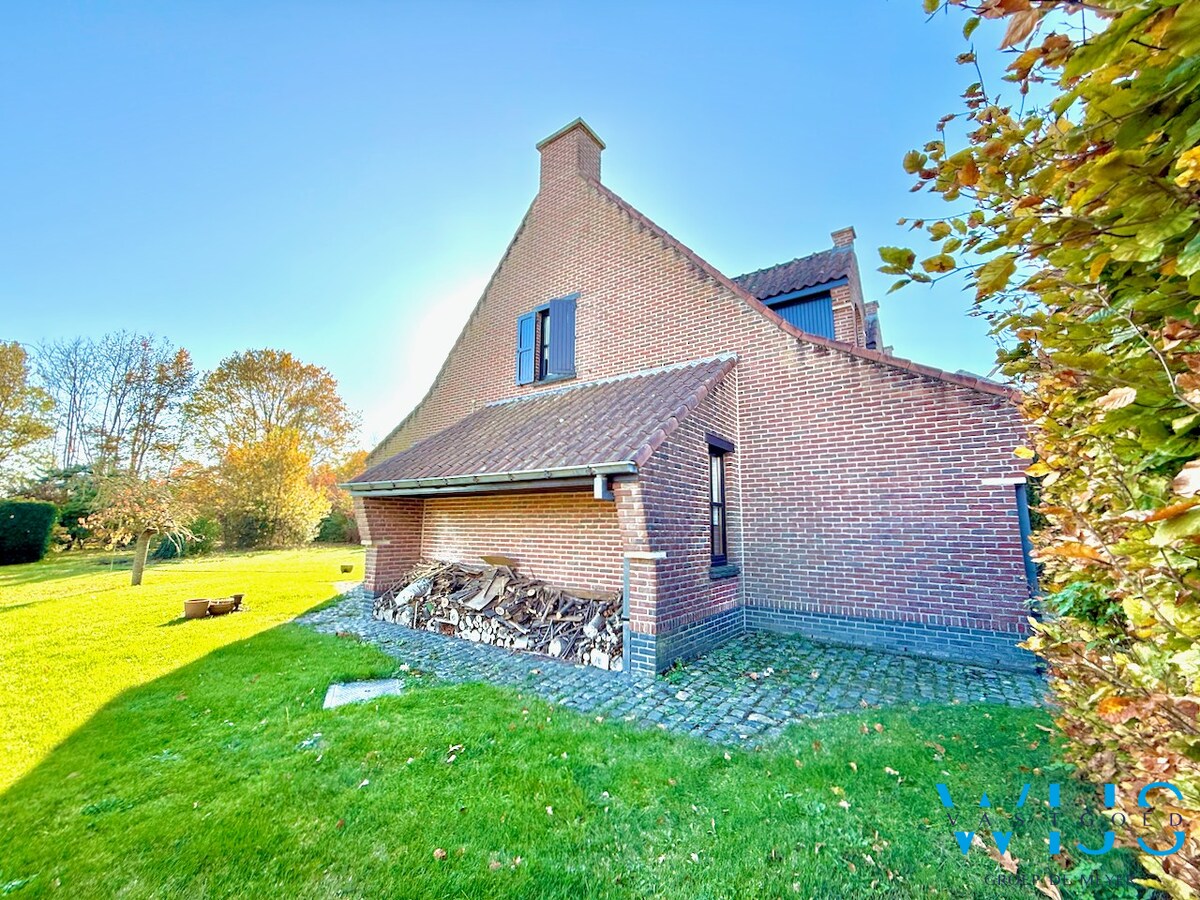 Uniek woonhuis in Oosteeklo ! 