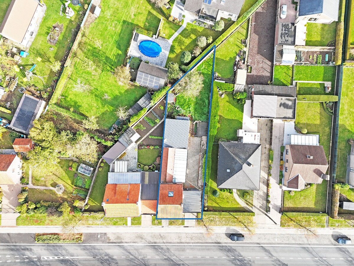 Ruime, vernieuwde HOB met leuke tuin te Zwalm 