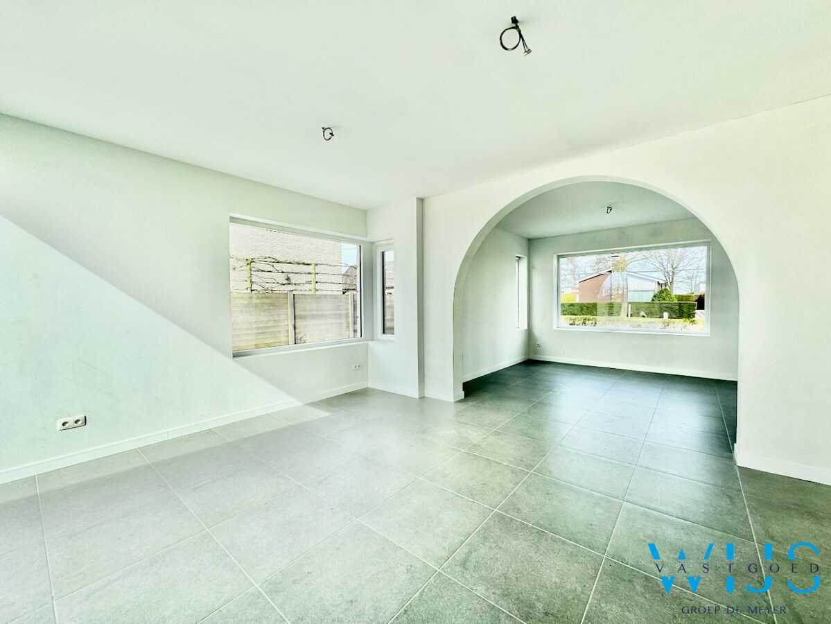 Volledig gerenoveerde TOPwoning te koop in Ertvelde ! 