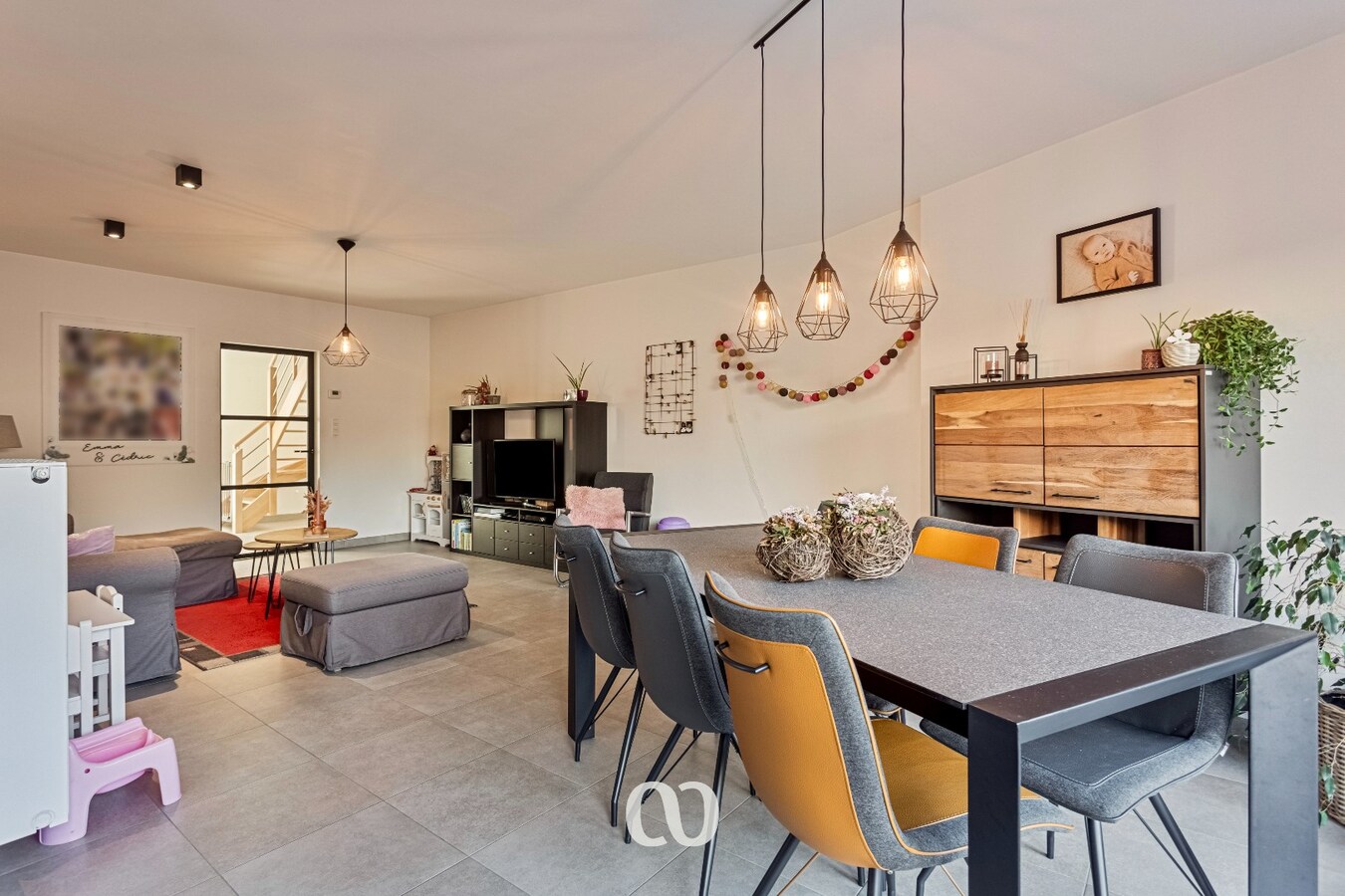 Recent gebouwde woning op rustige locatie 