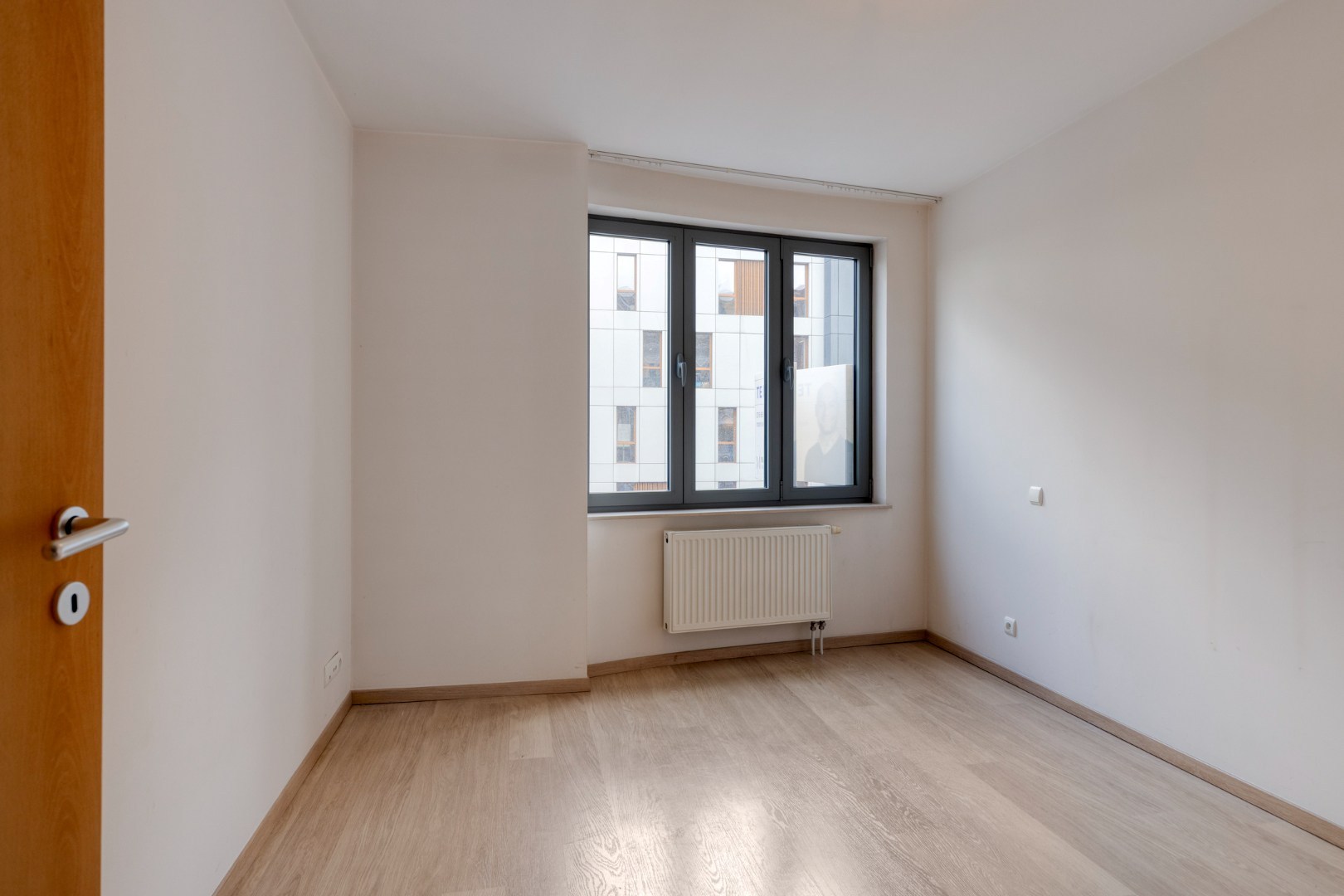 Appartement met 2 slaapkamers, ruim terras en garagebox in Leuven! – EPC 92 kWh/m² – bewoonbare opp. 94m² 