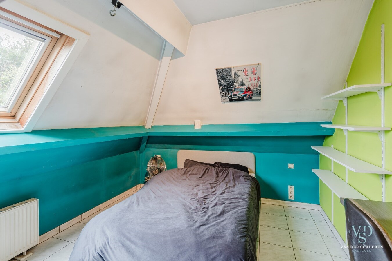 Degelijke, goed gelegen gezinswoning. 