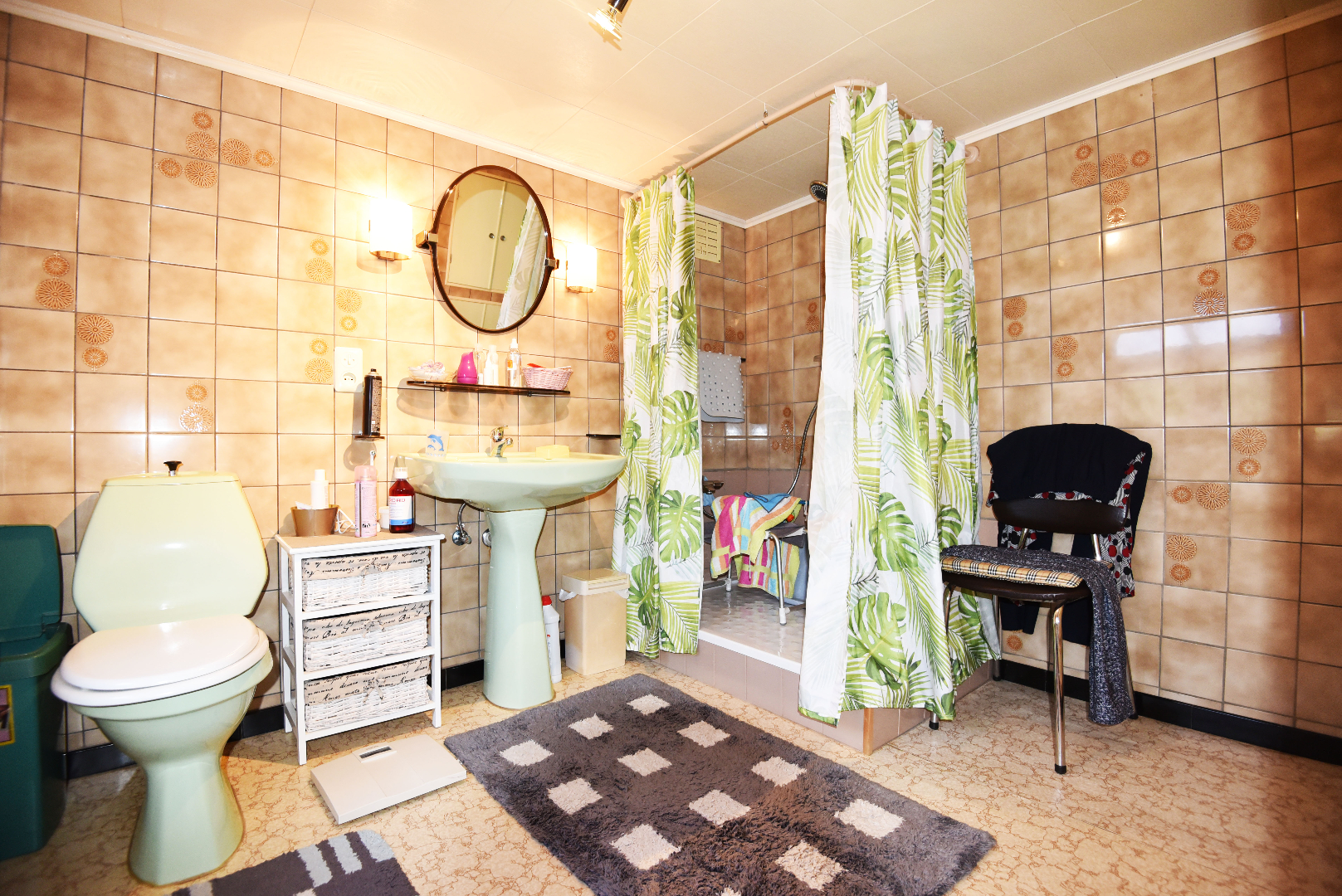 Te renoveren woning op 431m²  te centrum Waarschoot 