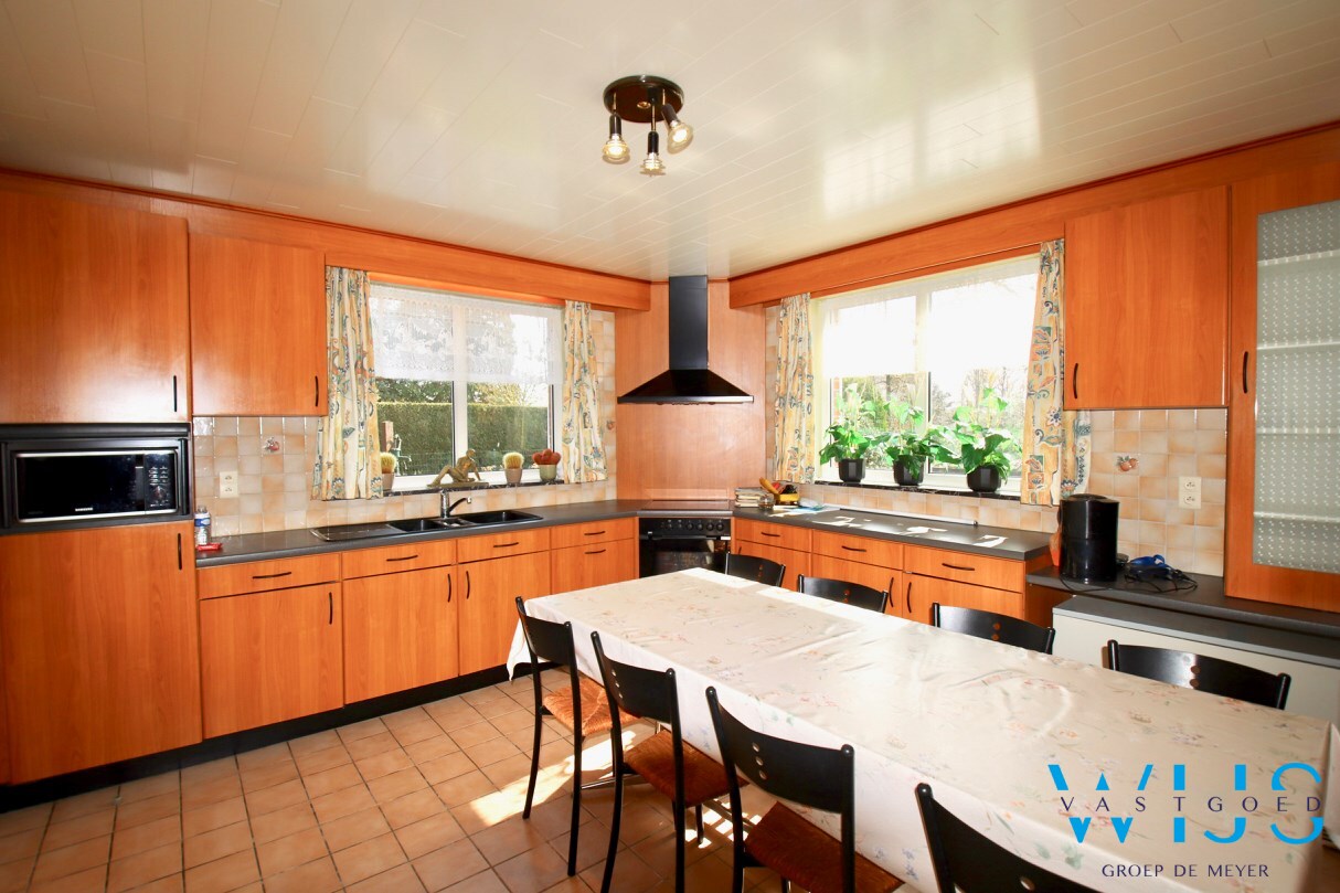 Ruime bungalow op 840 m² te KLUIZEN/EVERGEM ! 