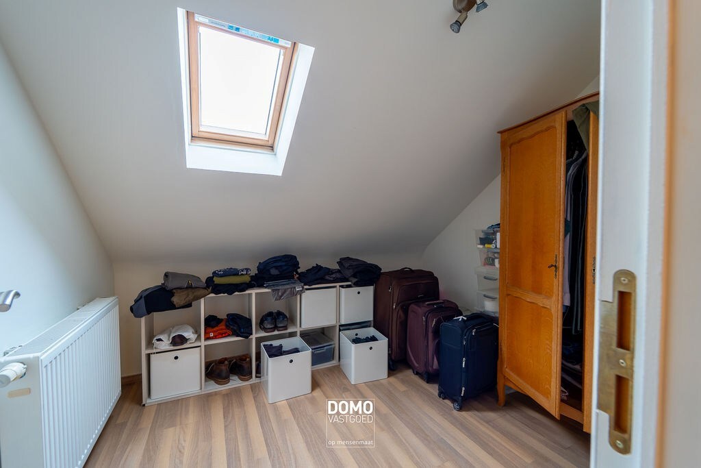 INSTAPKLAAR DUPLEXAPPARTEMENT MET TERRAS EN AUTOSTANDPLAATS IN HEUSDEN-ZOLDER 