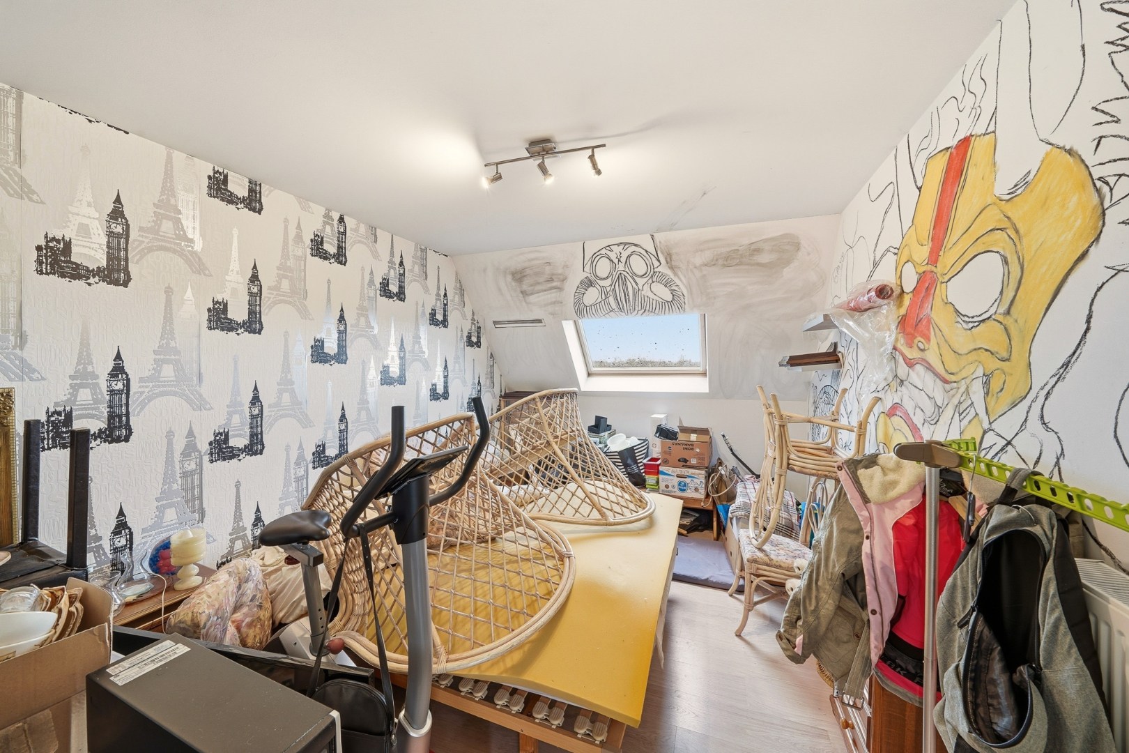 Investeringsopportuniteit: Duplexappartement (185 m²) met 2 zonneterrassen in hartje Oudenburg 