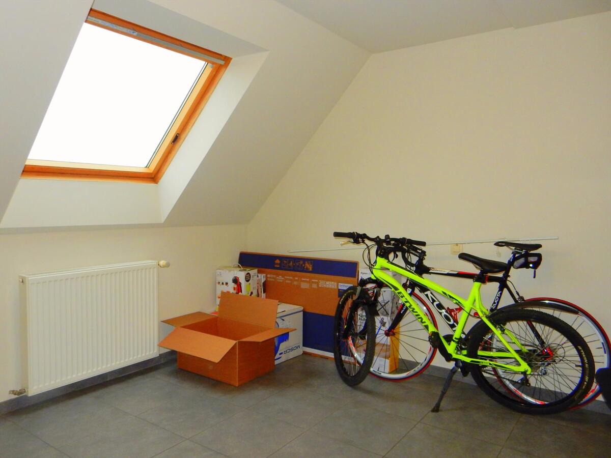 Ruim duplexappartement te Jabbeke 