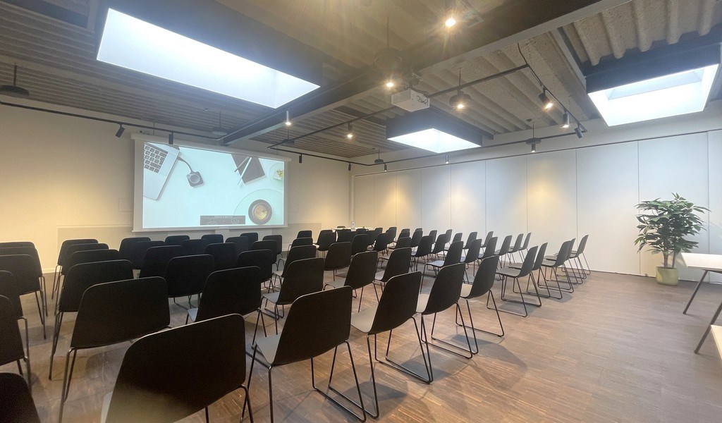 Kantoren te huur in West Port aan E34 in Zwijndrecht