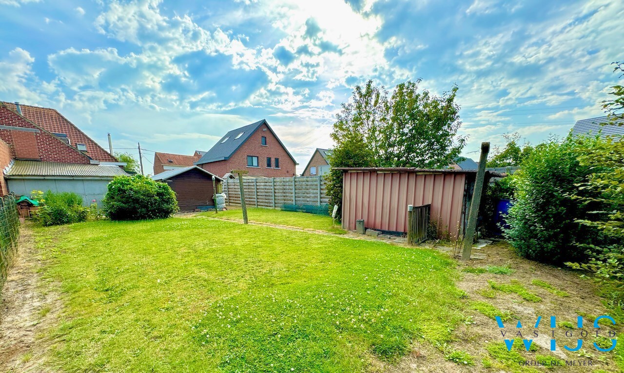 Interessante te renoveren woning in Drongen! 