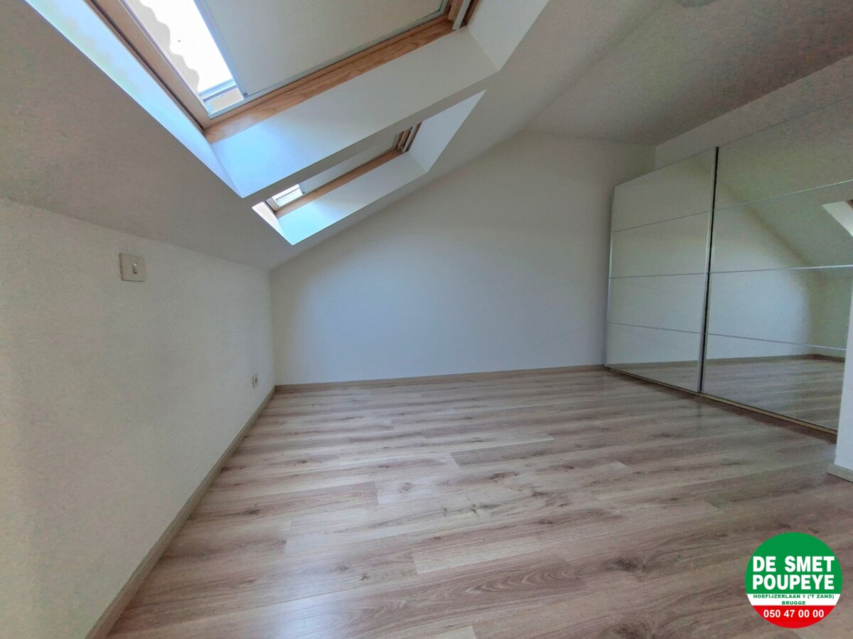 Ruim duplex appartement nabij 't station 