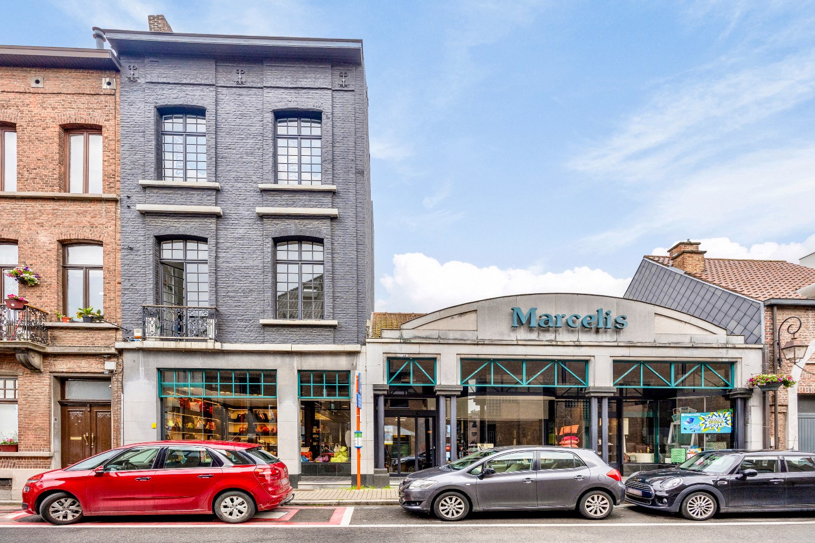 Handelspand centrum Halle met parking 