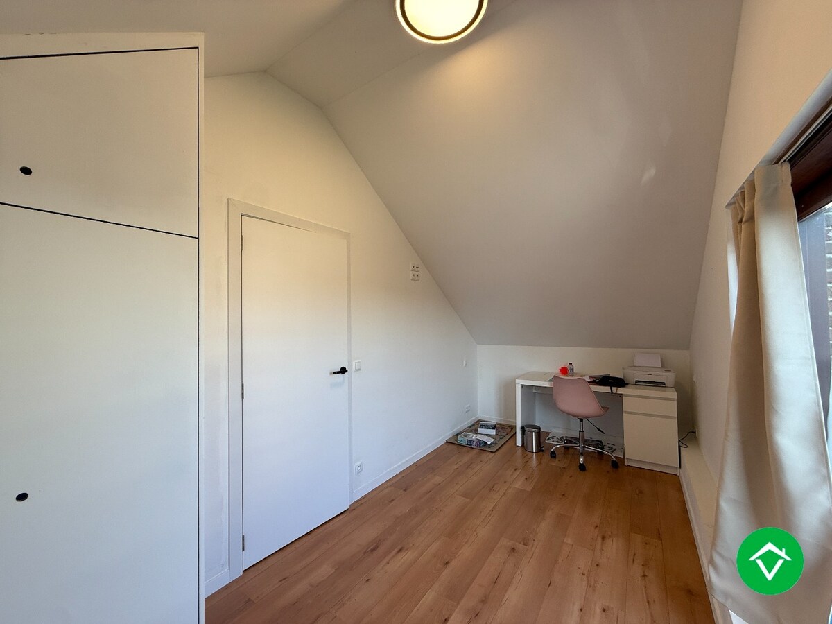 Woning met 3 slaapkamers garage en tuin te Dadizele 