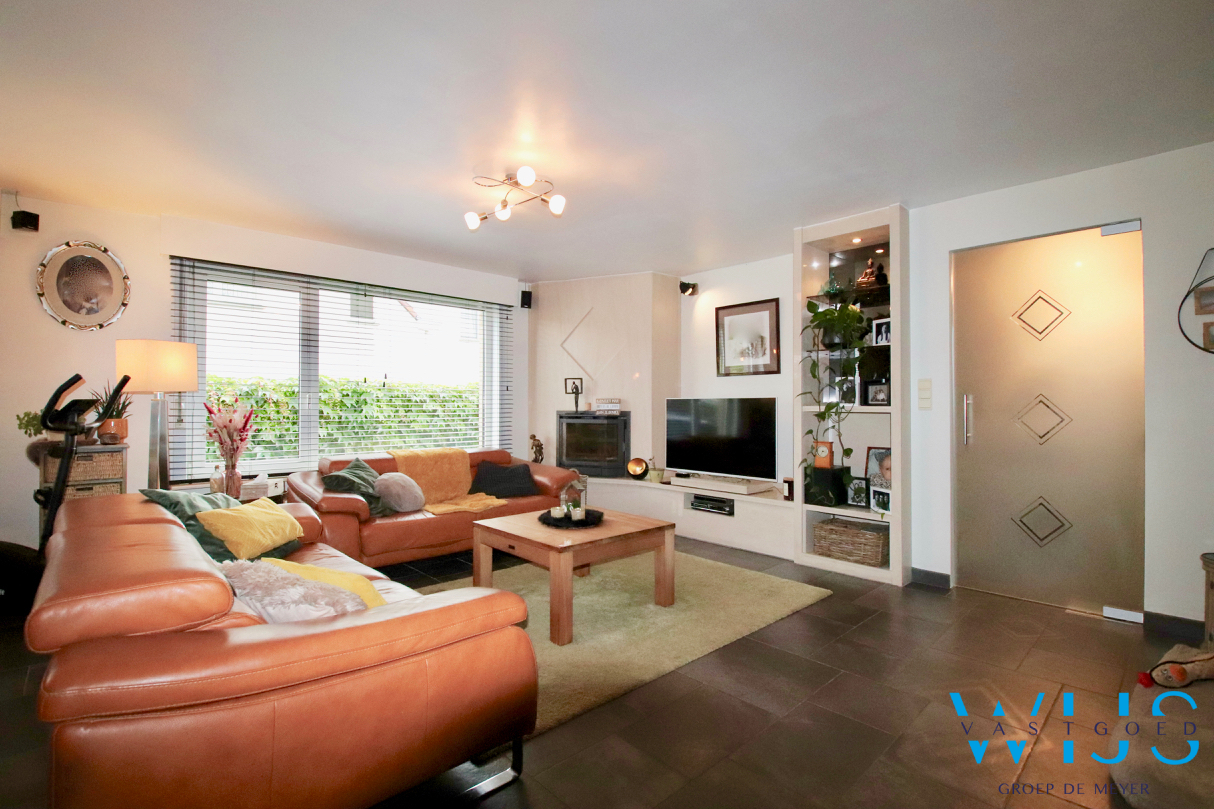 Zeer ruime HOB op een perceel van 934m2 te Evergem ! 