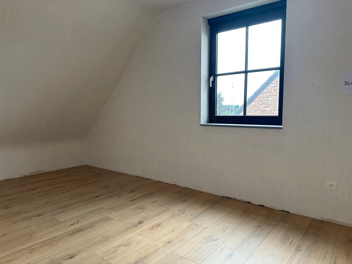 Nieuw duplex appartement met 3 slpks. en terras van 31 m² 