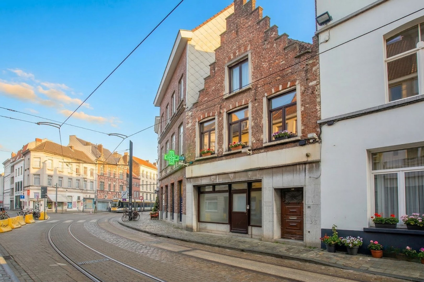 Karaktervolle woning met prakrijk te huur, co-housing mogelijk 