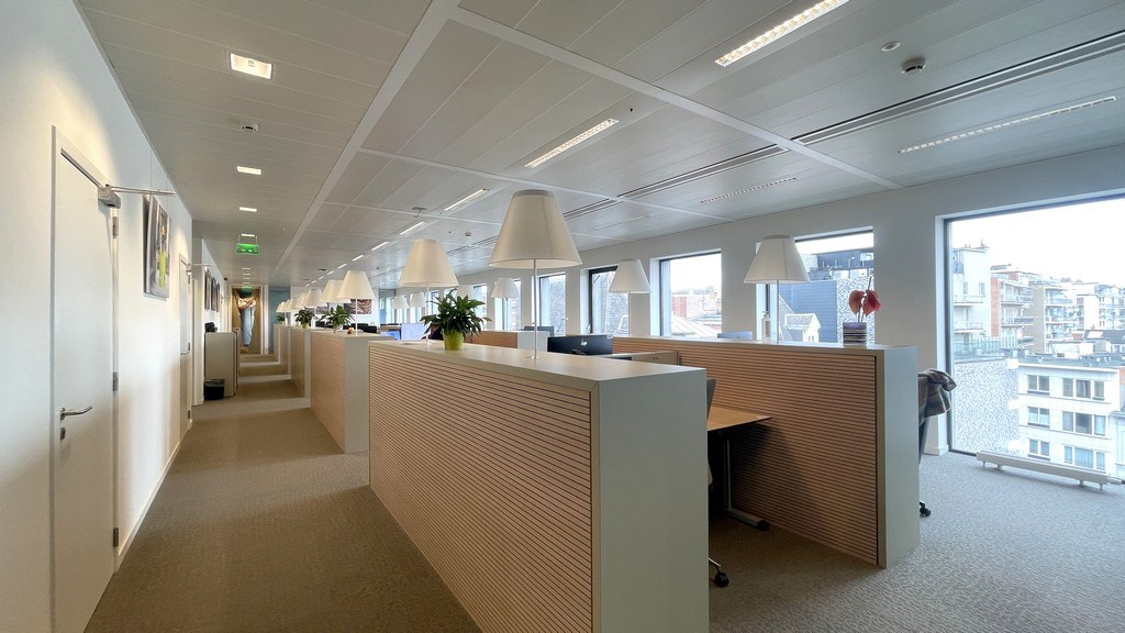 Instapklare kantoren te huur aan het Stadspark in Antwerpen