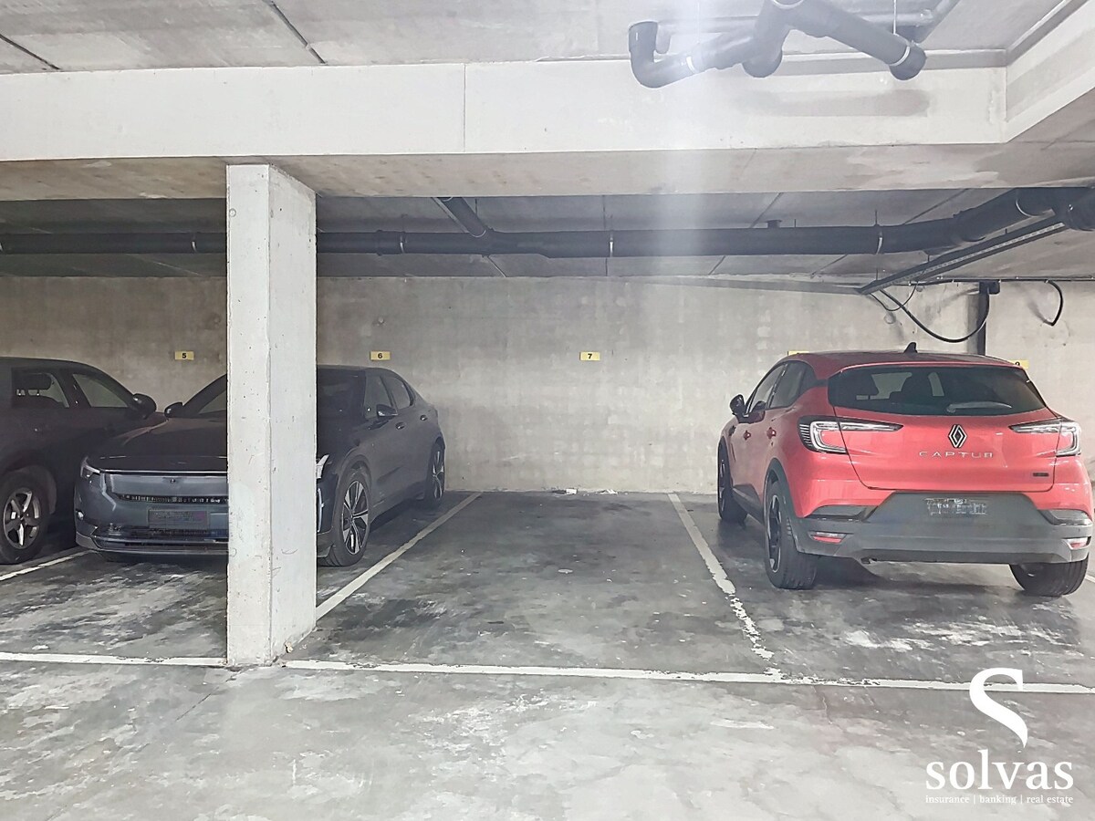 Te koop parkeerplaats - Aalter