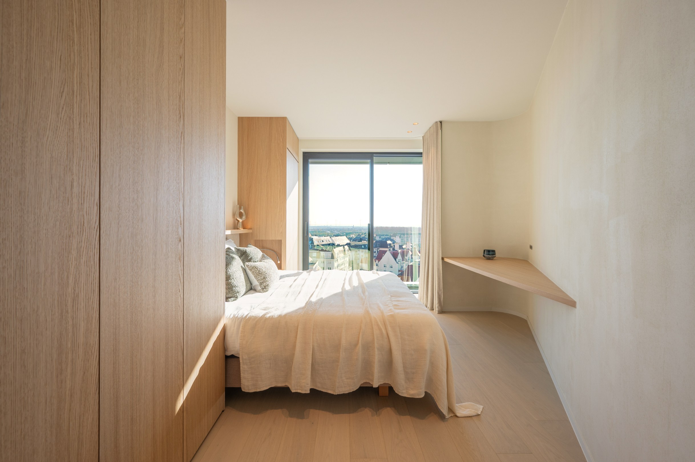 Appartement en duplex exceptionnel à vendre avec vue panoramique dans la résidence Duinrésidence. 