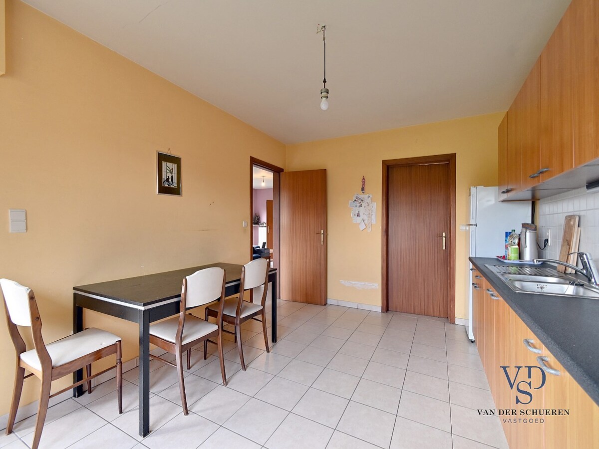 Degelijke, praktische Half Open Bebouwing. 