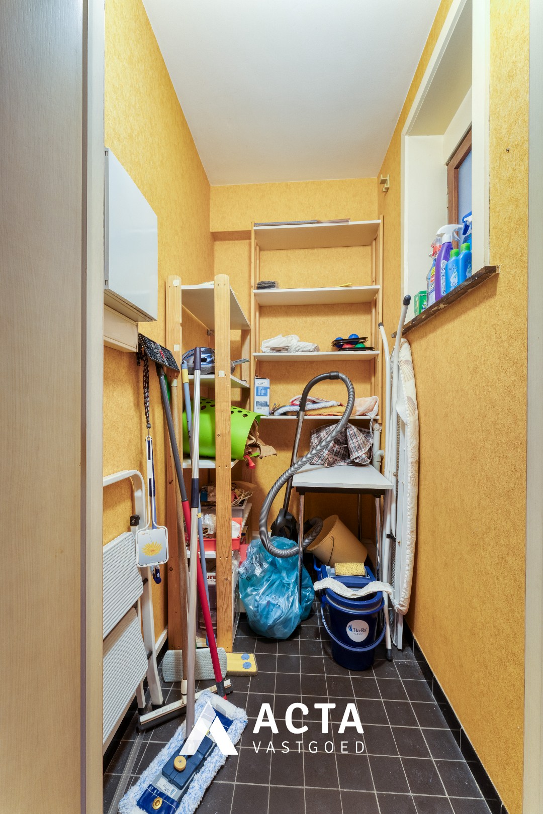 Ruim en centraal gelegen appartement op het Leopold I Plein in Oostende 