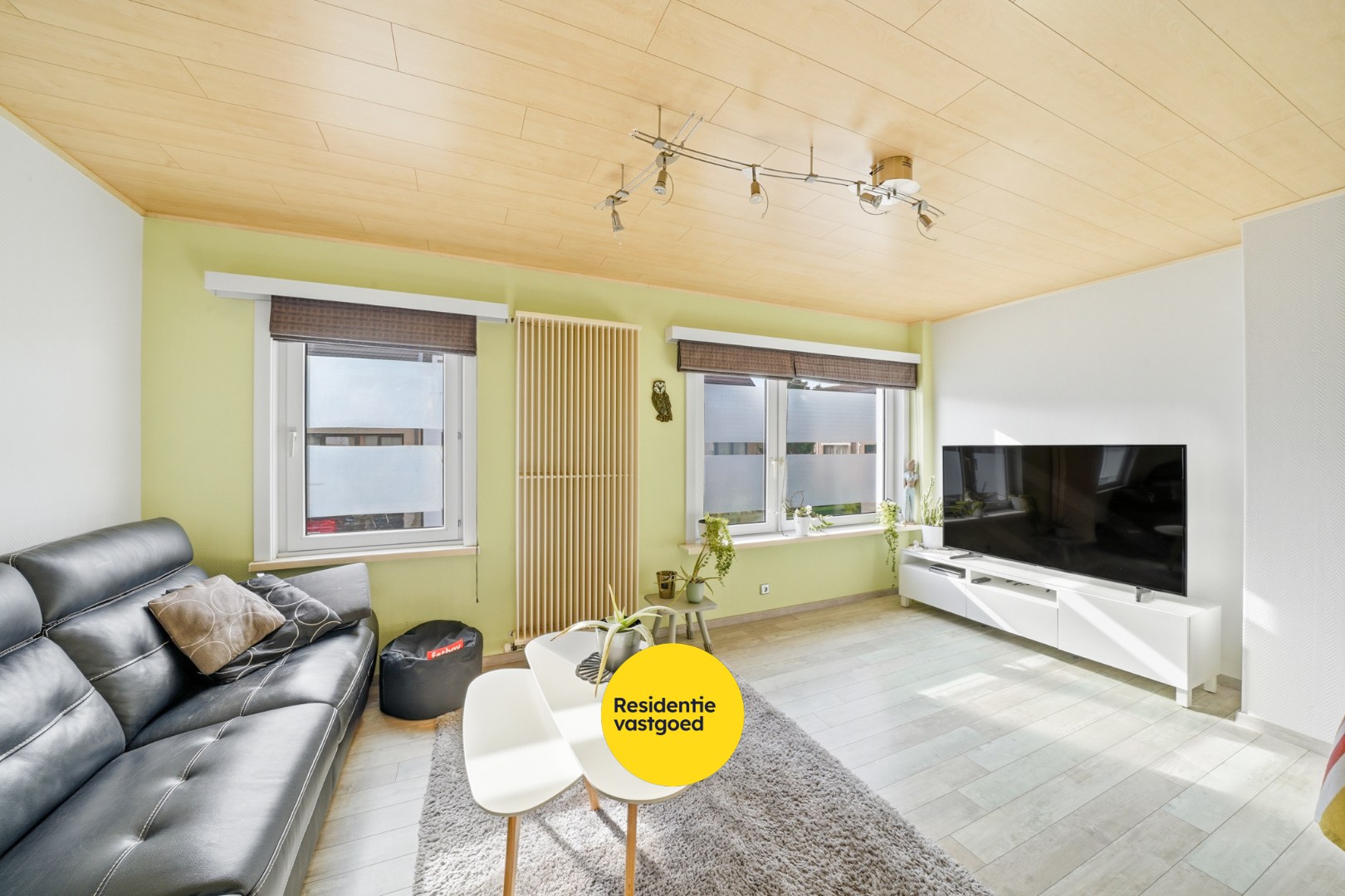 Instapklare bel-étagewoning met dubbele garage te Stene 