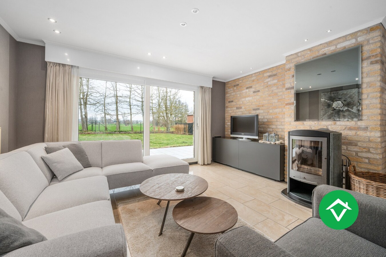 Alleenstaande woning met 4 slaapkamers te Ichtegem 