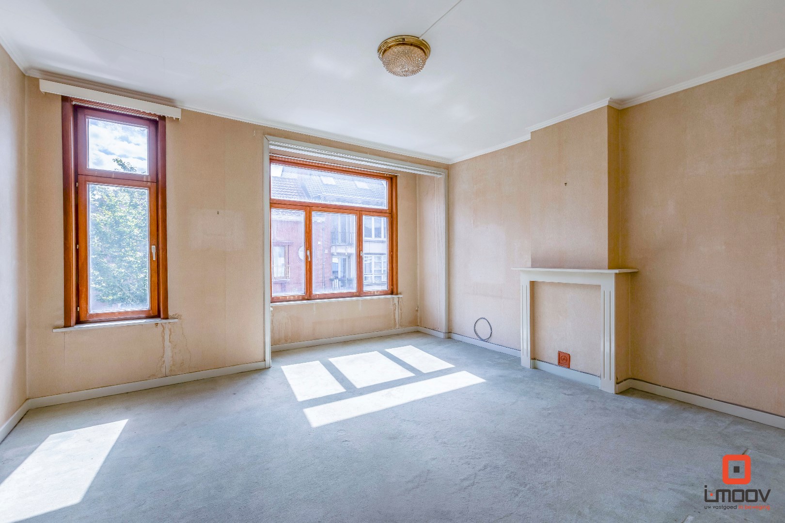 Karaktervolle te renoveren woning in Sint-Amandsberg 