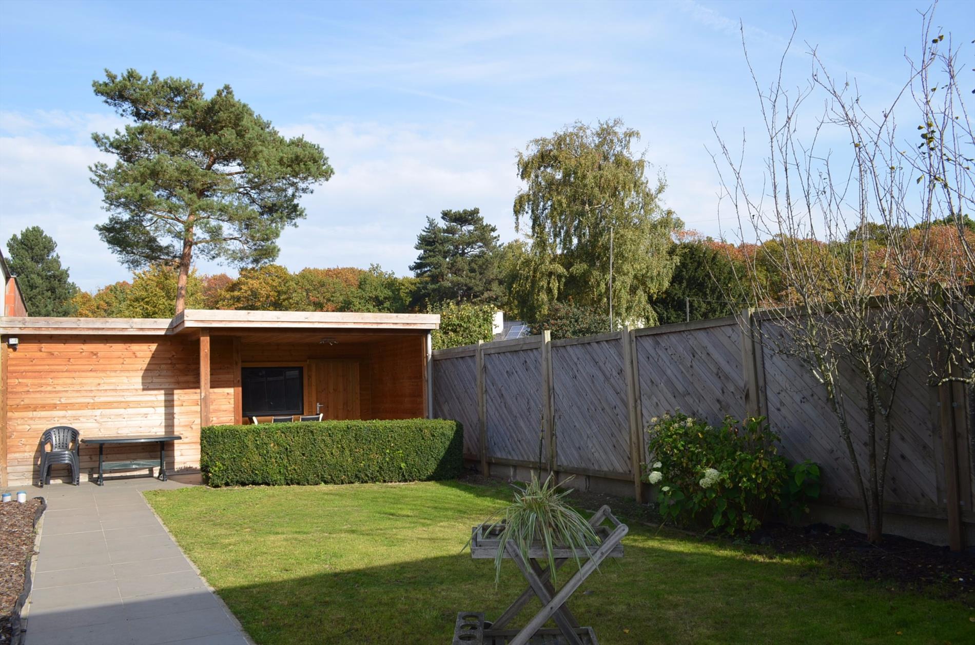 Nieuwbouw woning met 2 slpks, carport en tuin te centrum Maldegem 