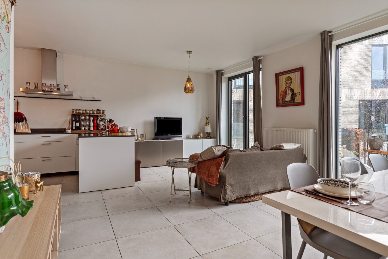 Instapklaar tweeslaapkamerappartement aan de Schelde 