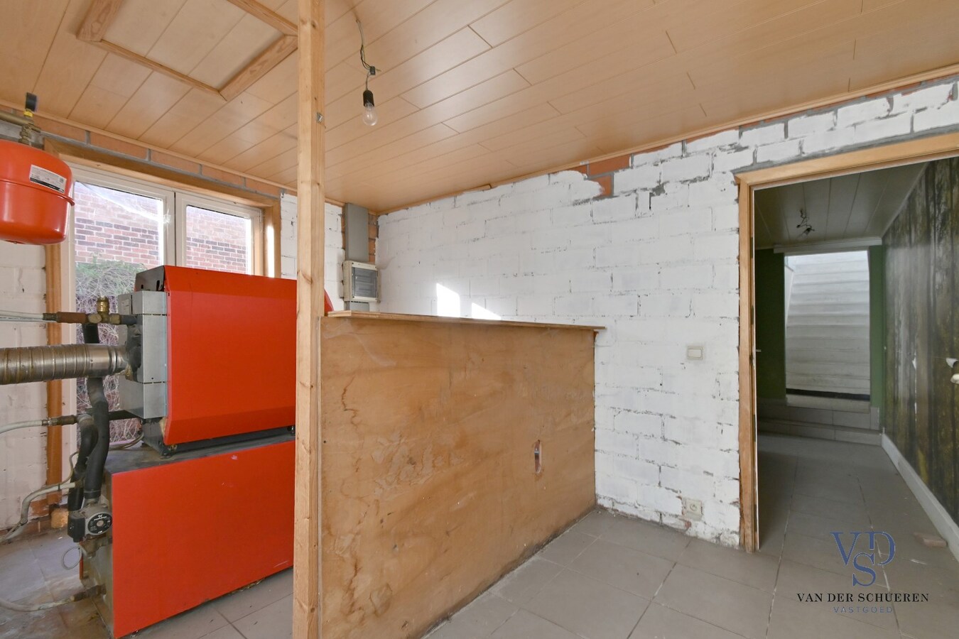 Ruime woning met tuin in centrum Eine ! 