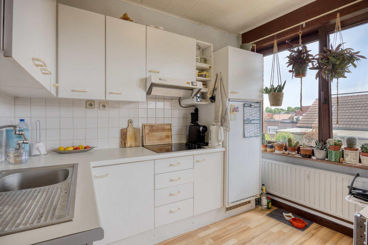Super gelegen opbrengsteigendom bestaande uit 3 appartementen met tuin in het centrum van Tienen, EPC label C 