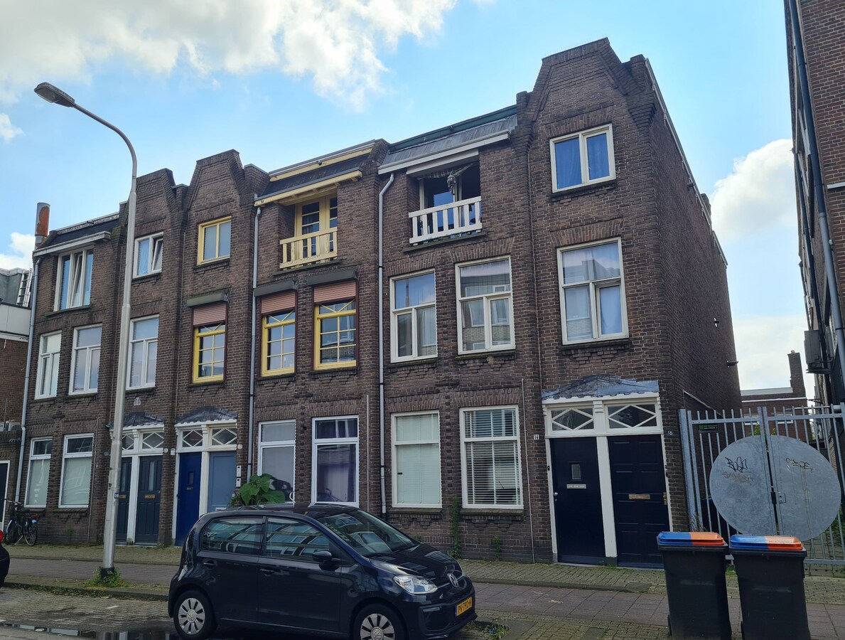 Kamerverhuurwoning met berging gelegen op korte afstand van het centrum van Tilburg. 