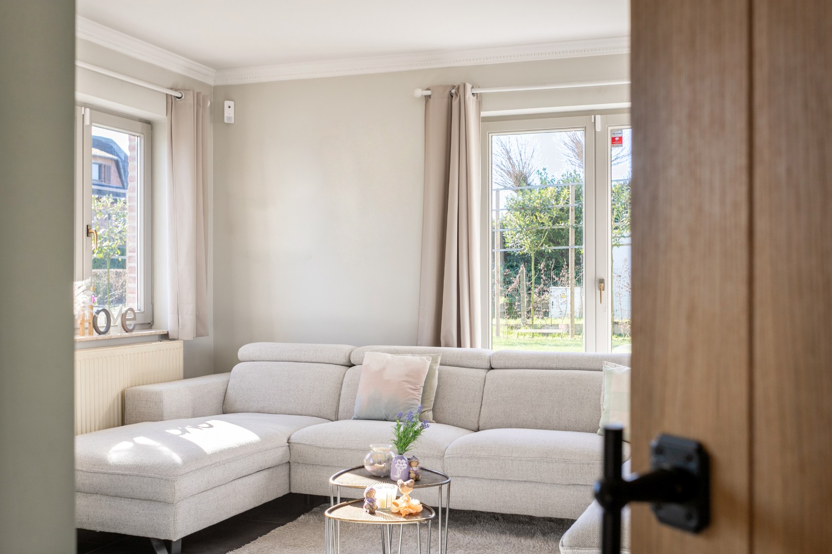 Vrijstaande woning met 4 slpks, zuidgerichte tuin en garage 