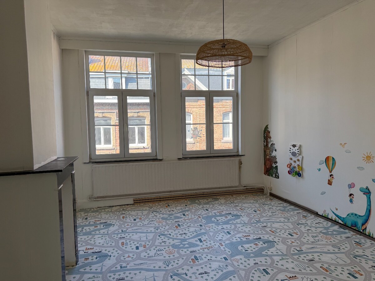 Uitstekend gelegen handelspand met bruikbare vloeroppervlakte van 257m² 