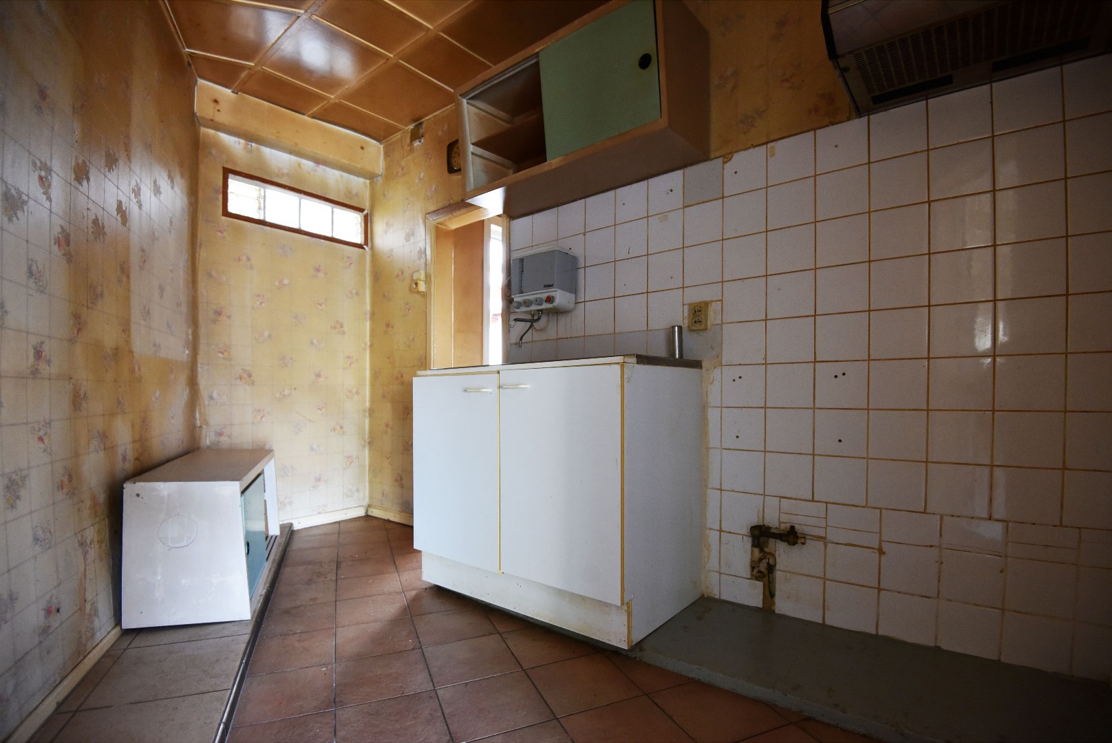 Totaal te renoveren / herop te bouwen woning te Eeklo 