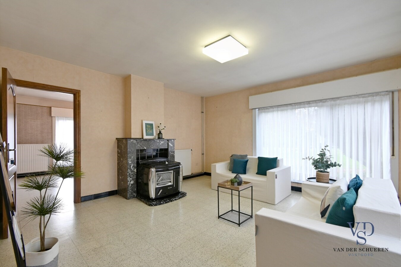 Degelijke halfopen bebouwing 