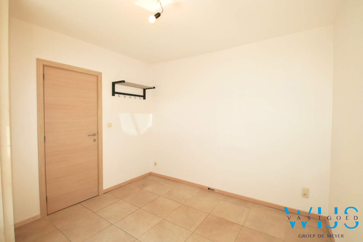 Instapklare en leuke gezinswoning in hartje EEKLO ! 