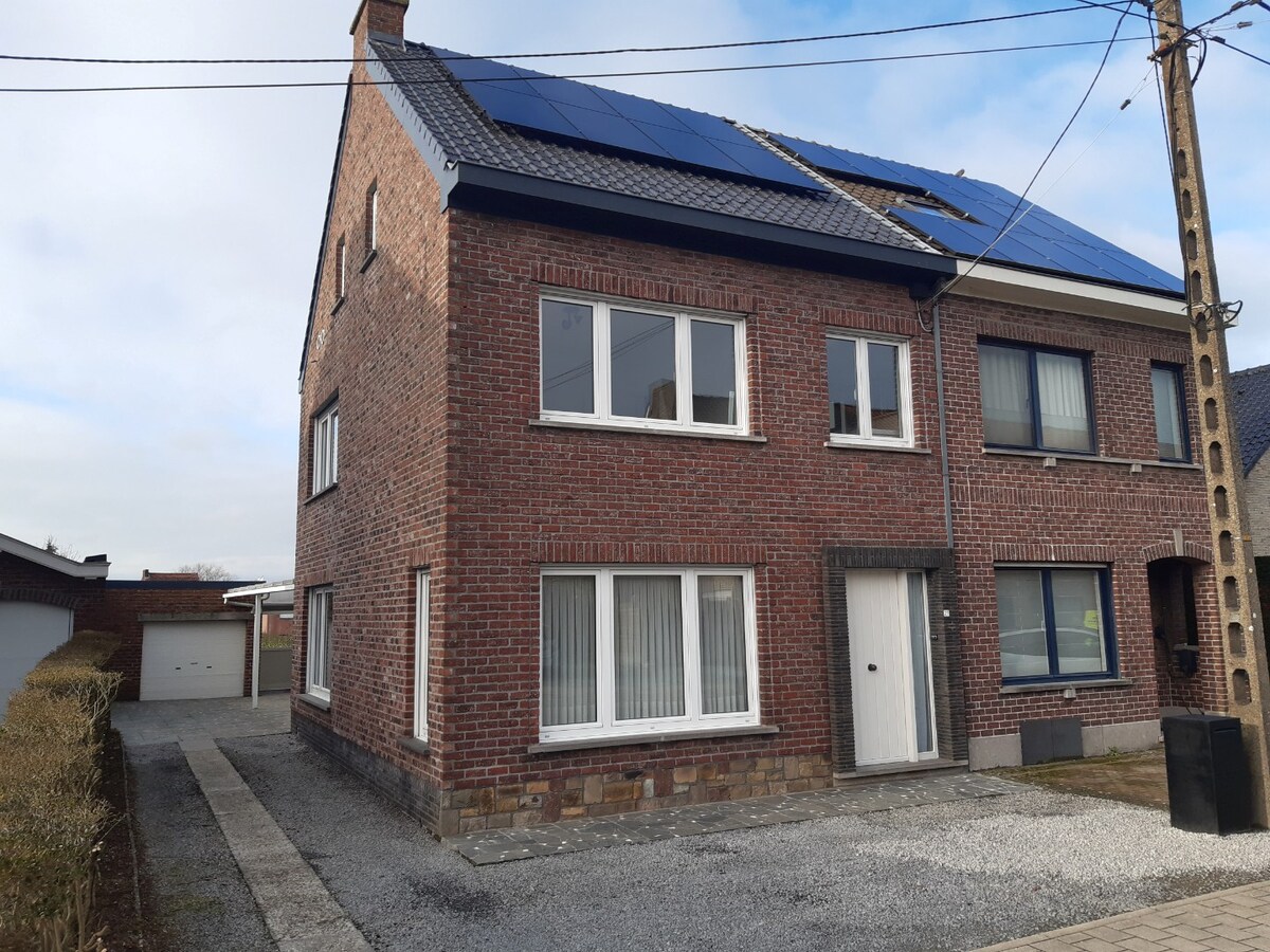 Praktisch en ruim wonen. 